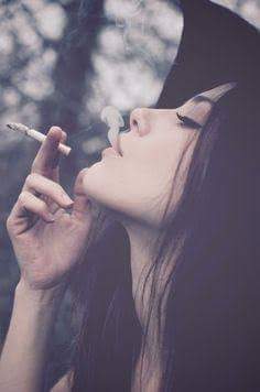 Smoking Girl Stylish DP